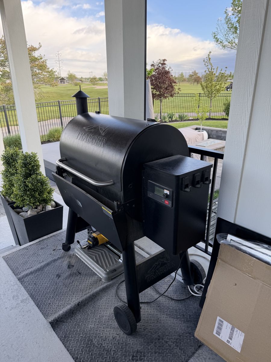 Traeger PRO 780 in great shape!