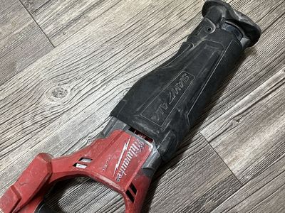 Milwaukee cordless sawzall & charger