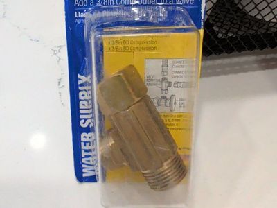 BrassCraft Valve Adaptor - Add 3/8in. Compression Outlet to a Valve, New in Pack