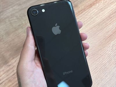 Iphone 8 64GB - Unlocked
