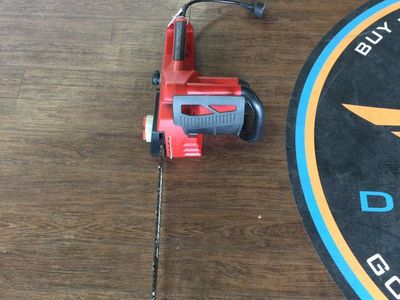 Craftsman Chainsaw. #E75012692