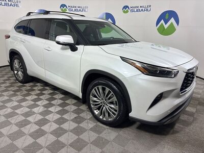 2022 Toyota Highlander Platinum