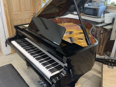 New 5’ Baby Grand - 5-yr warranty