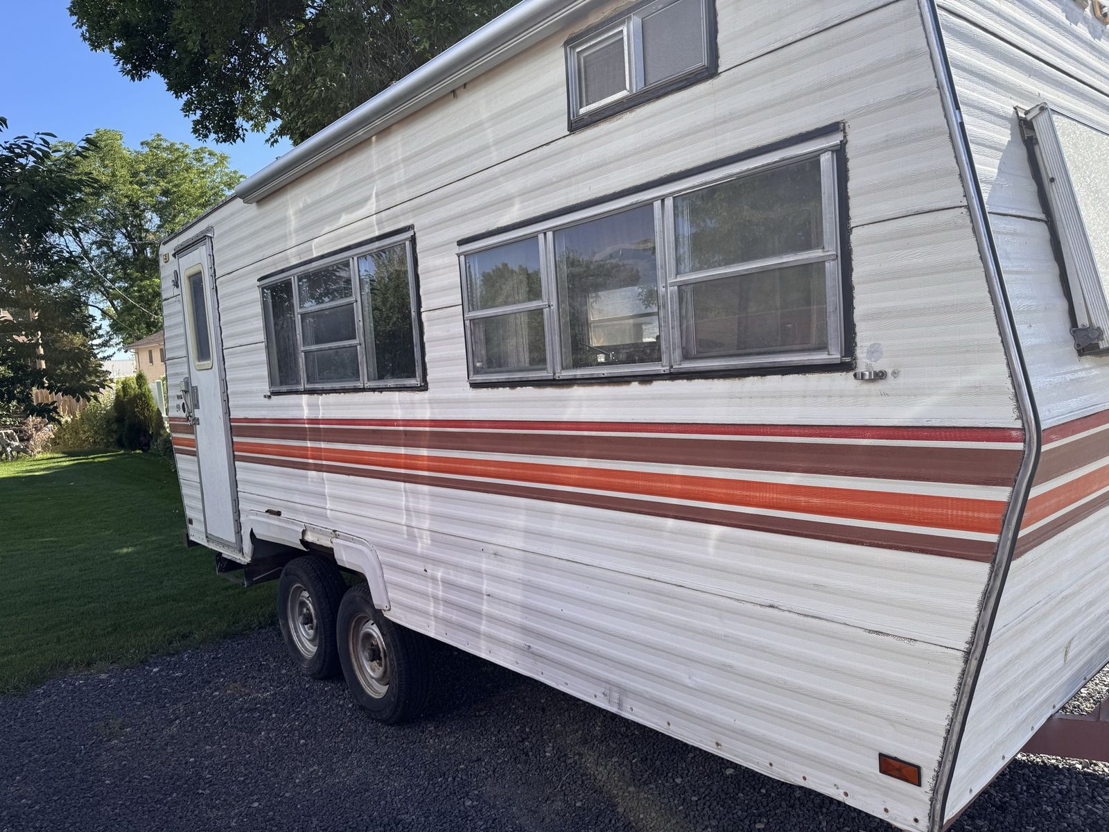 Bumper pull trailer