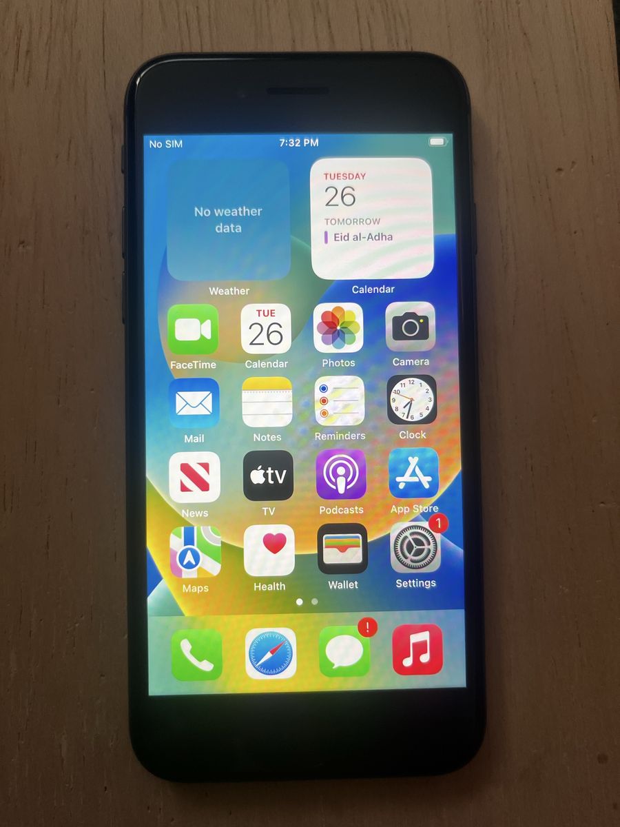 Apple iPhone 8 – 64GB – Fully Working – Great Condition