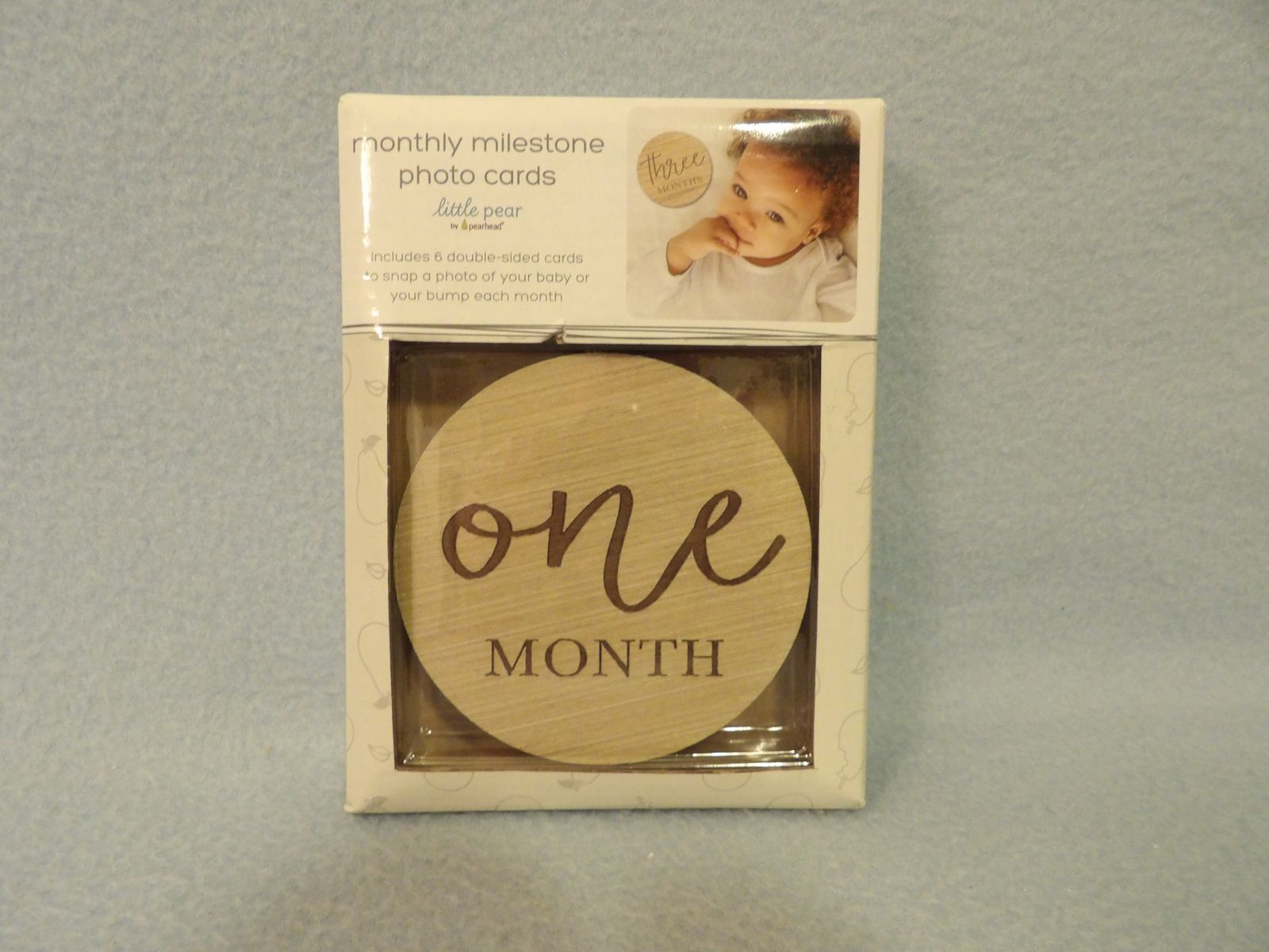 New - Infant/Baby Monthly Milestone Picture Photo Wooden Circle Cards