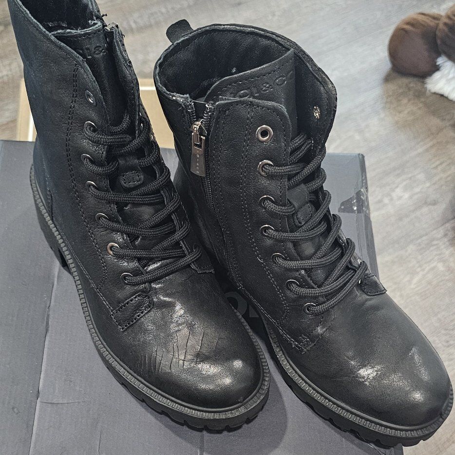 New IGI & CO Leather Lace Up Bootie women Size 37