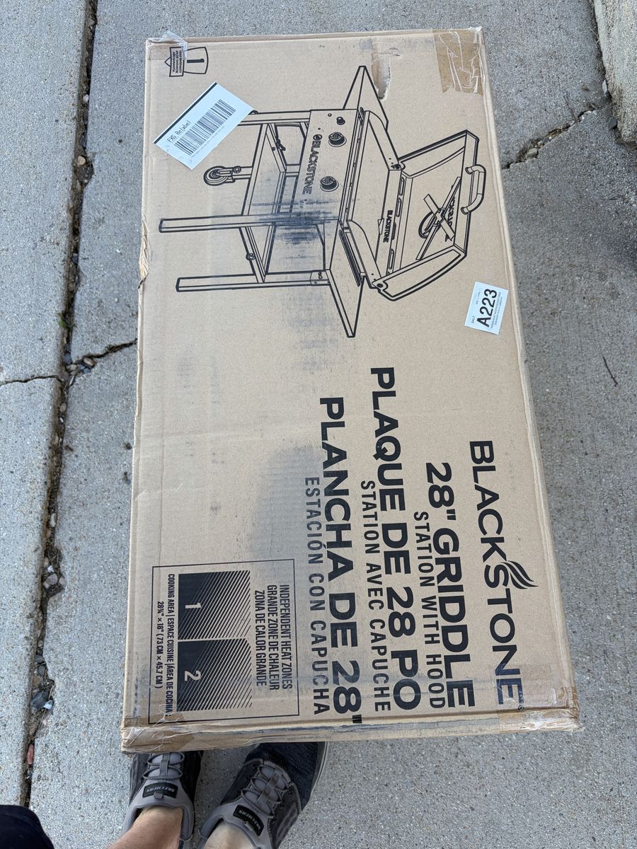 New in Box 28” Blackstone