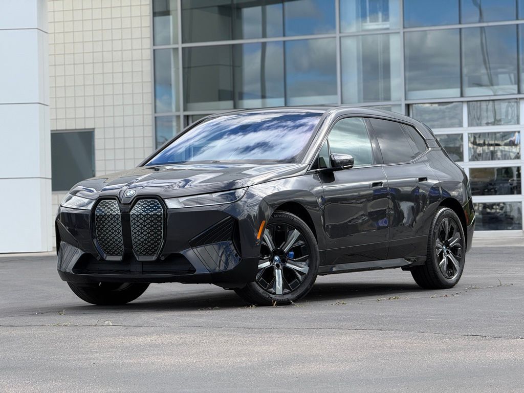 2024 BMW iX xDrive50