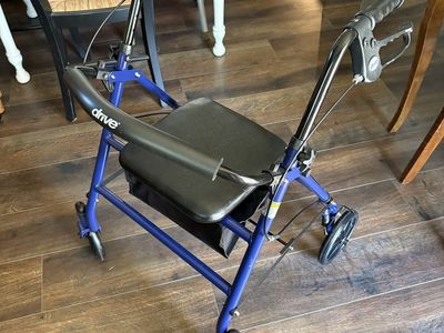 Drive medical walker with seat