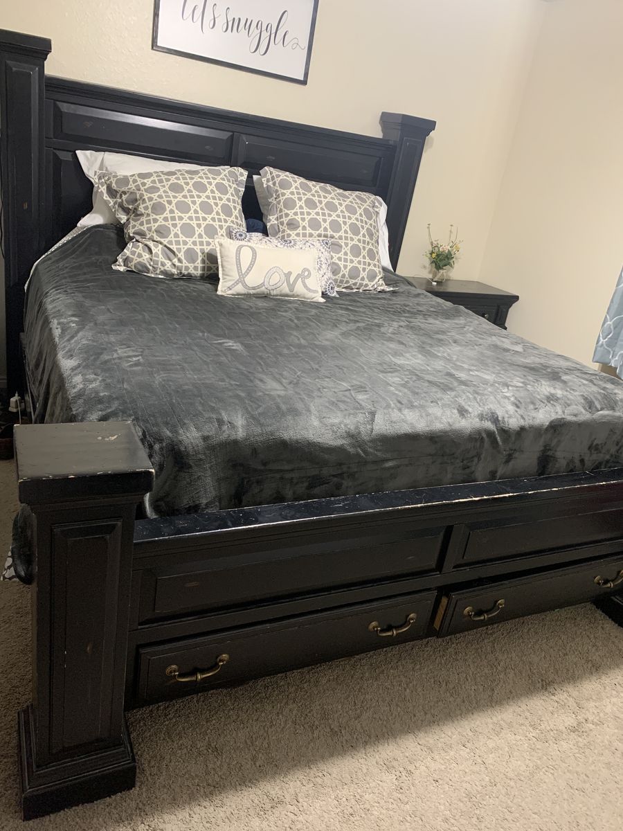 King size Bedroom Set-Antique BlacK