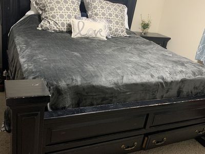 King size Bedroom Set-Antique BlacK