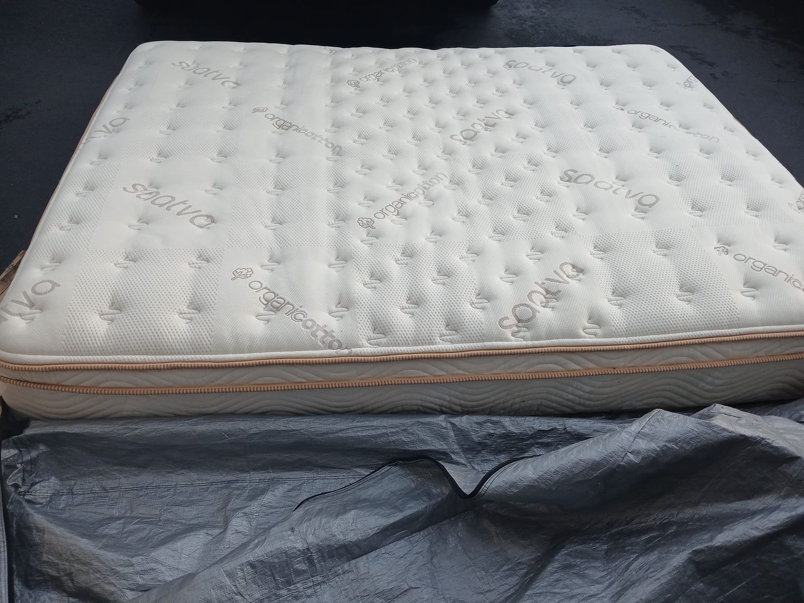 Saatva Classic California King Mattress - Like New!