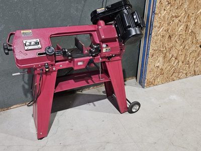 Bandsaw - Central Machinery