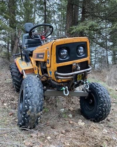 ISO non running riding lawnmower MUST HAVE ENGINE.