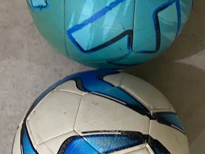 Set of 2 Youth Soccer Balls