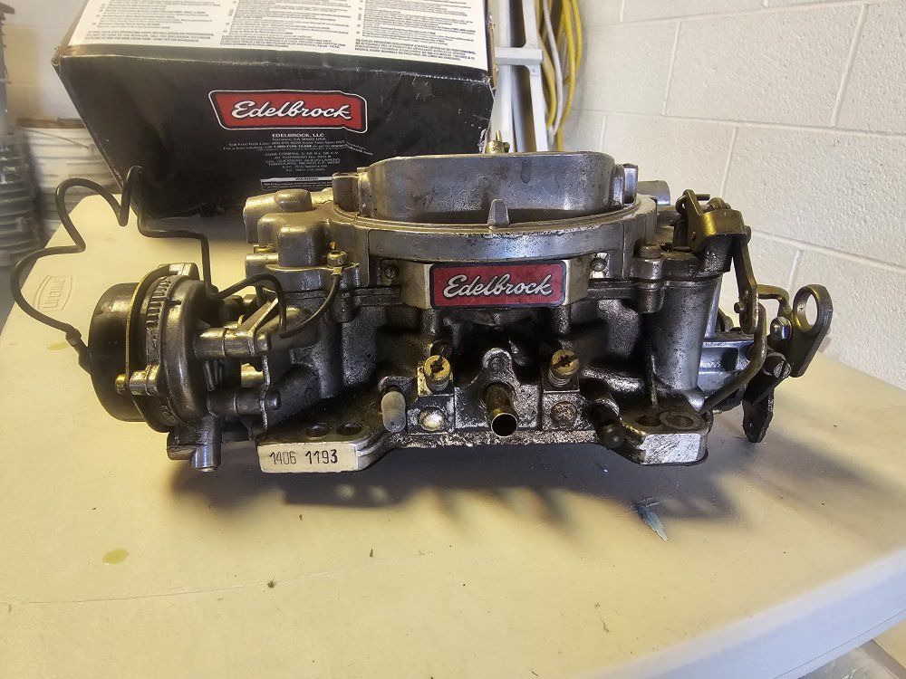 Edelbrock Carburetor