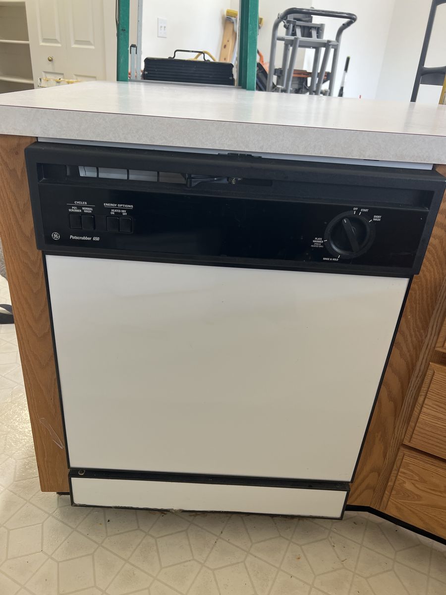 GE White Dishwasher