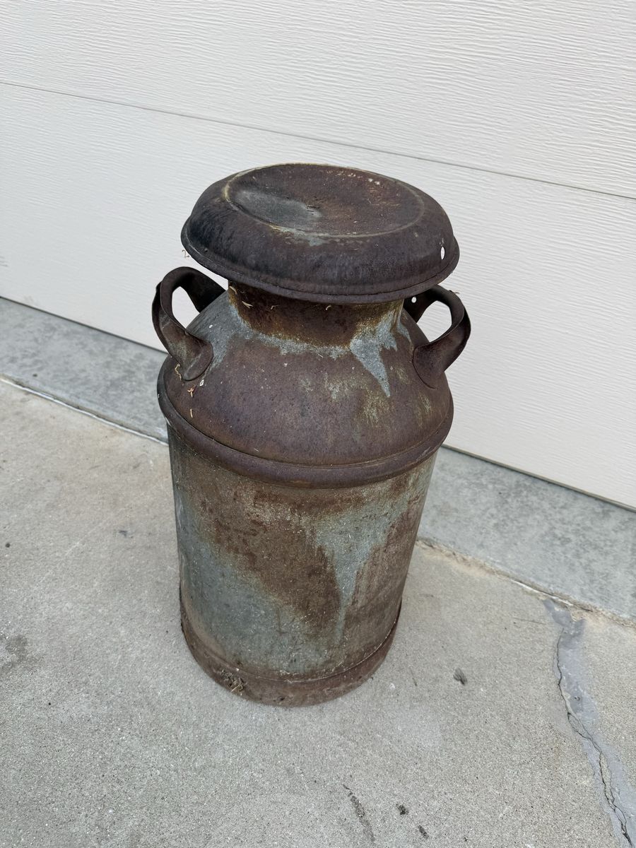 Main image 4