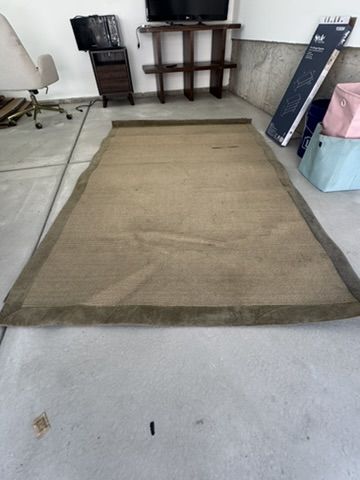 5’ x 7’8” Sage Rug