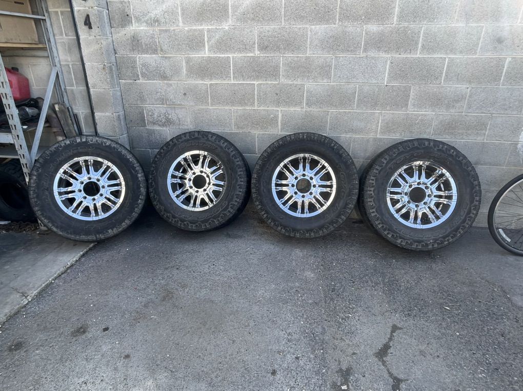 Ford Eight Lug 18 Wheels