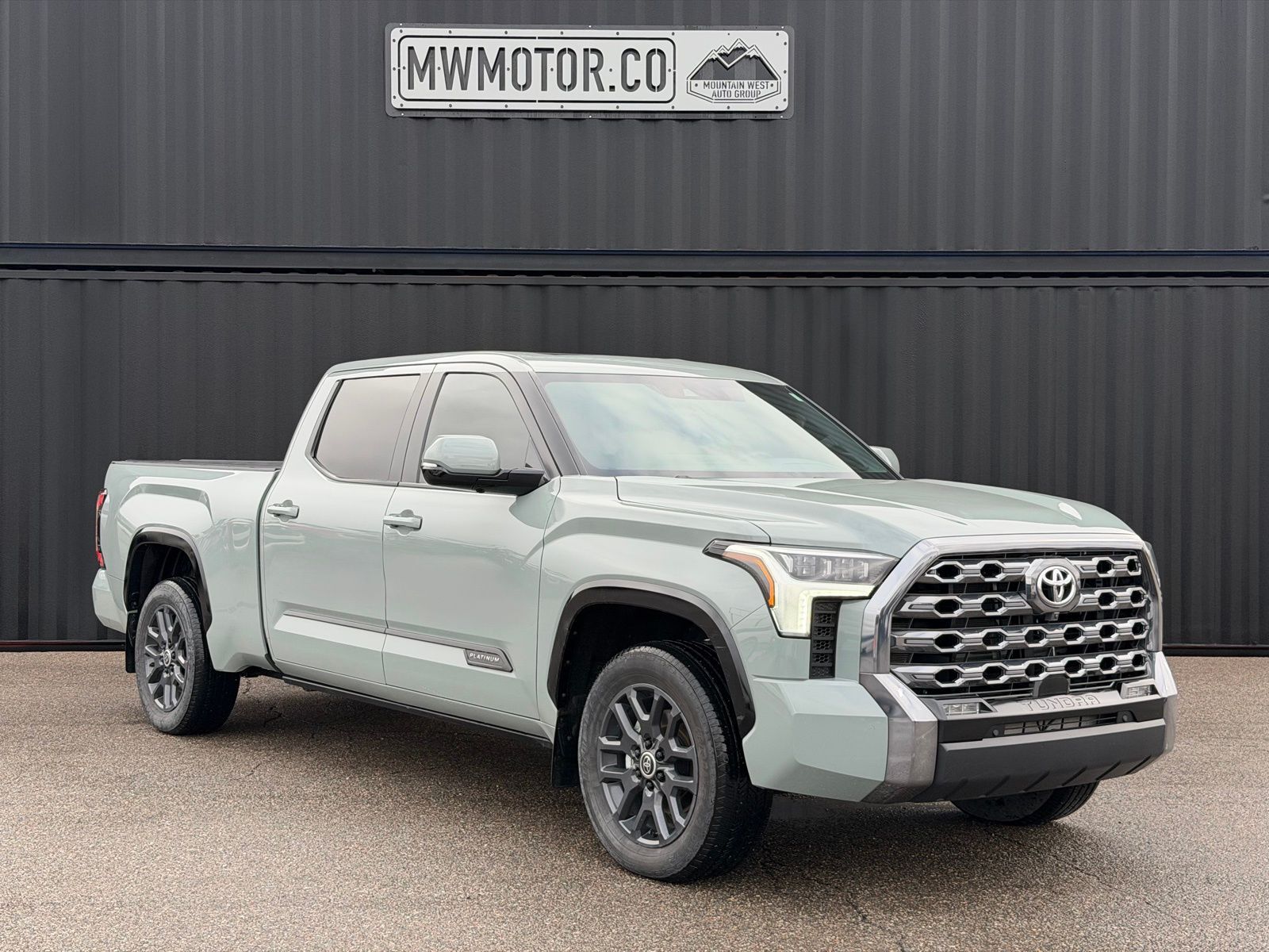 2024 Toyota Tundra Platinum