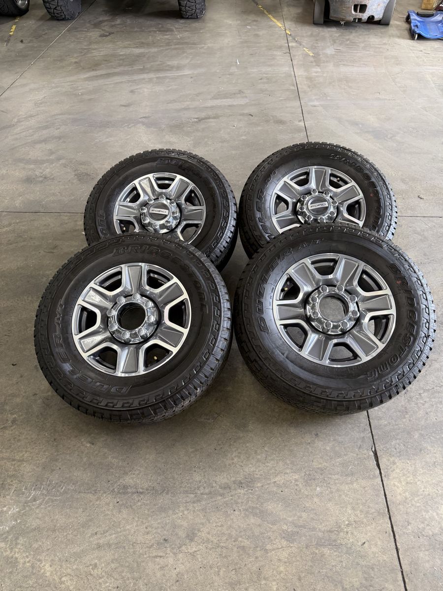 NEW 2026 f350 OEM 18in/ 275/70/18 tires