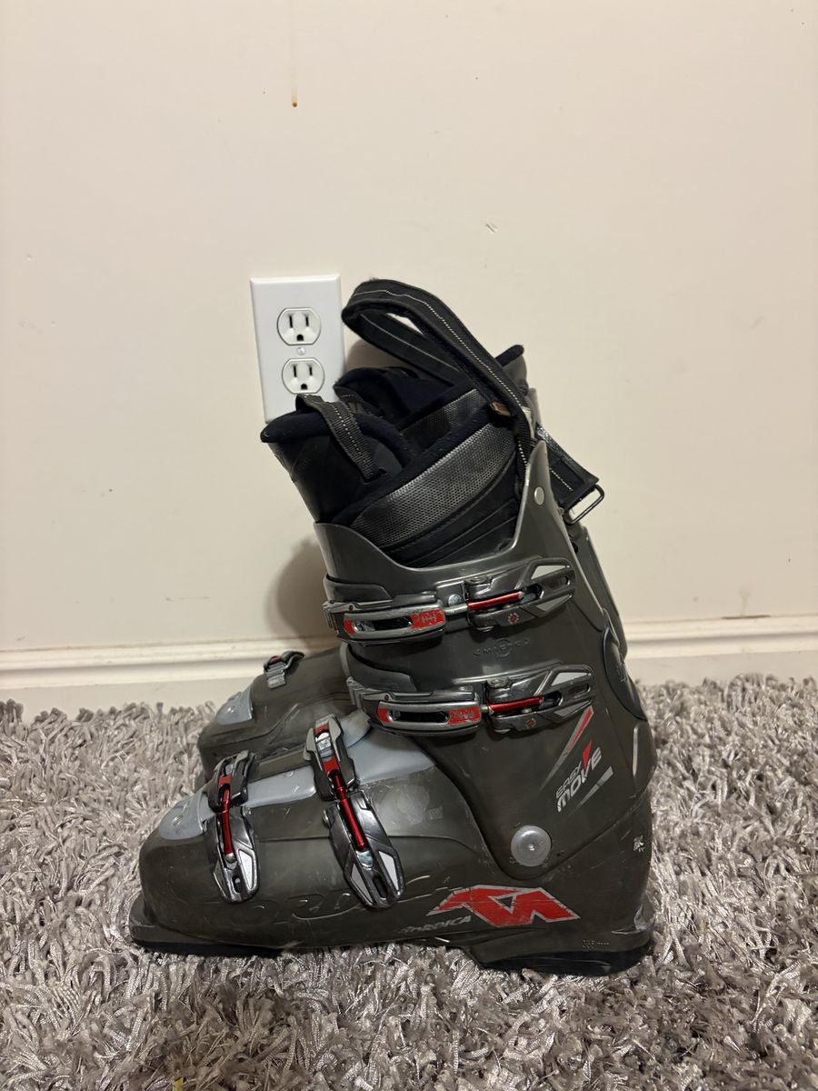 Nordica Easy Move Ski Boots Size 29.0 / 335mm Gray