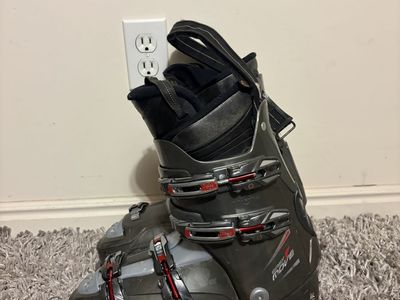 Nordica Easy Move Ski Boots Size 29.0 / 335mm Gray