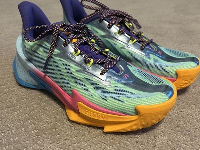 Curry Series 7 (Brand New) men size 8 women 9.5