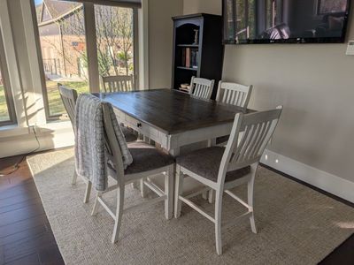 Dining room set with six chairs