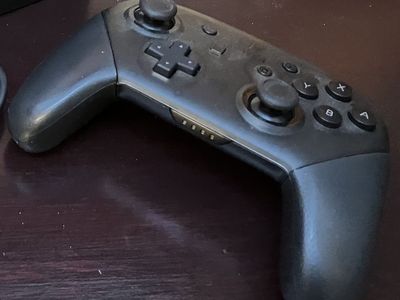 Nintendo Switch wireless pro controller