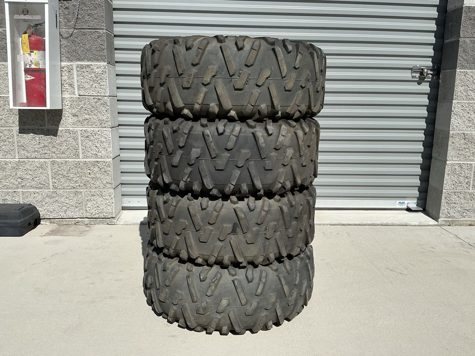 Main image 6