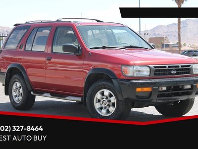 1996 NISSAN PATHFINDER SE