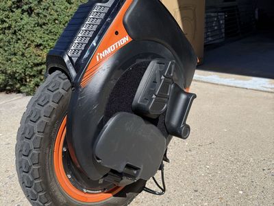 Inmotion V12 Pro Electric Unicycle (EUC) - 100V, Low Miles + Power Pads