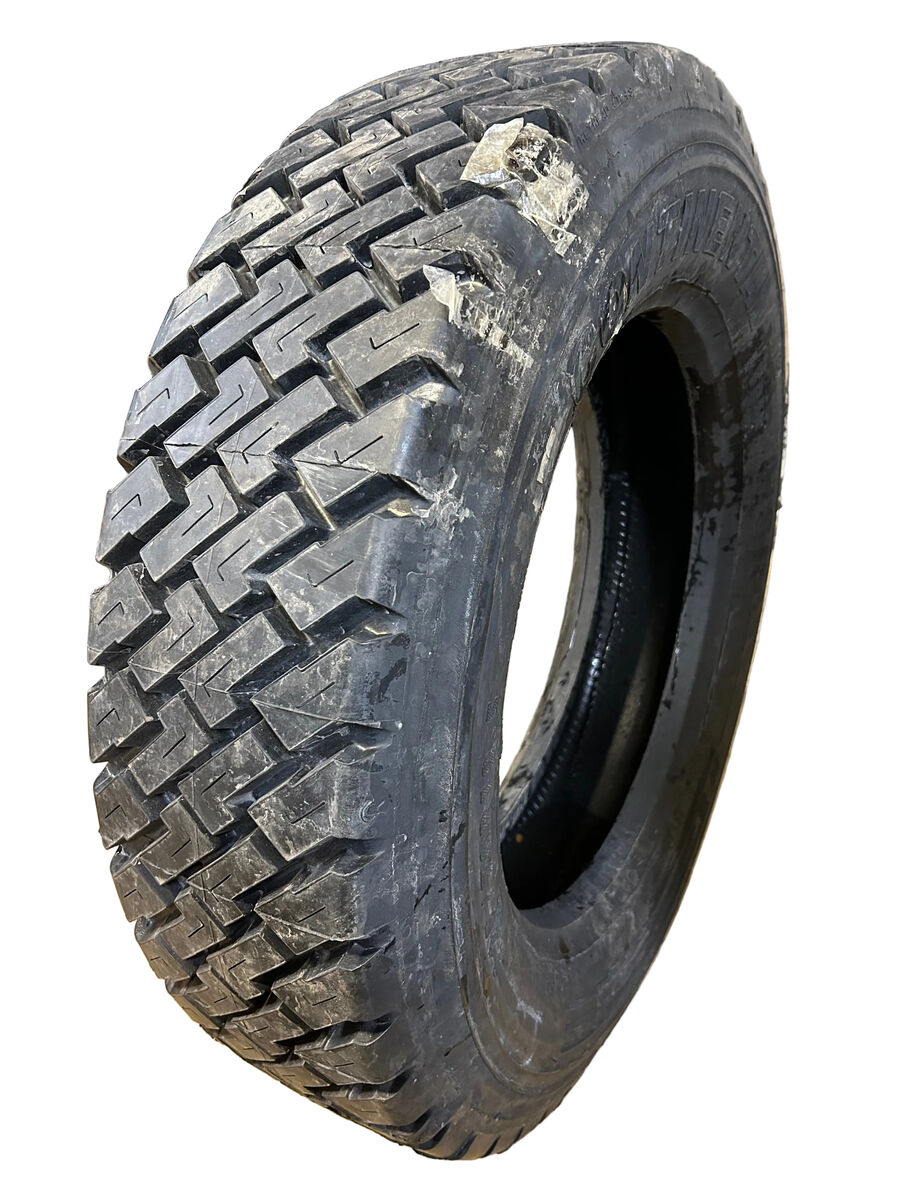 NOS CONTINENTAL HSR BSW 225 70 19.5 128/126N 14PLY COMMERCIAL TIRE 05124460000