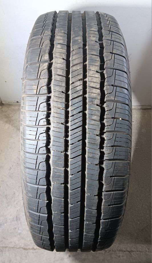 235-60-18 Goodyear Reliant All Season Tire