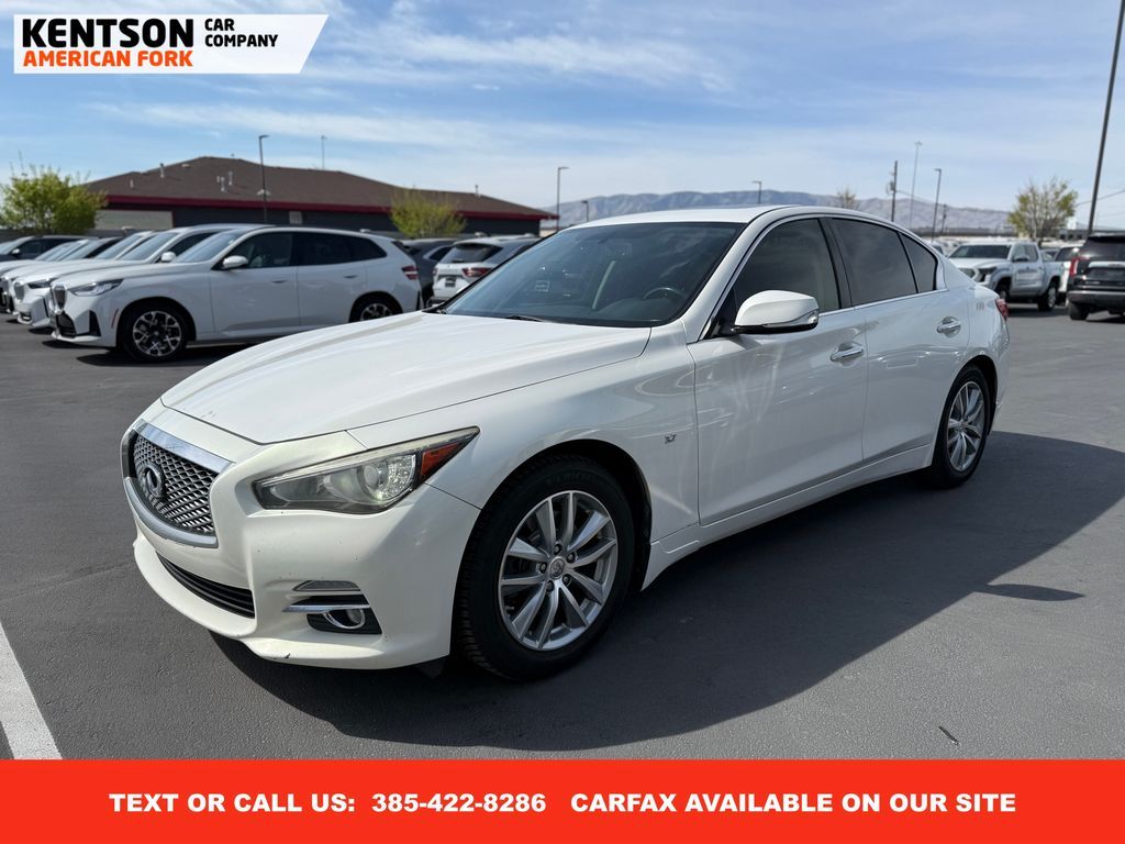 2015 Infiniti Q50 Premium