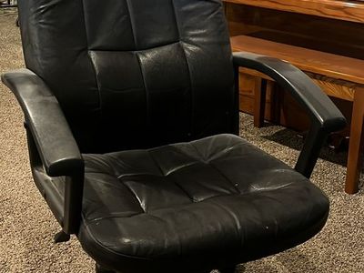 Black Faux Leather High-Back Executive Office Chair with Armrests