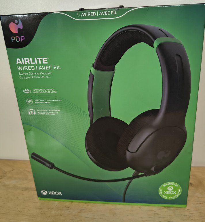 PDP Airlite Wired Stereo Gaming Headset for Xbox - 40mm Drivers, Noise-Cancelling Mic