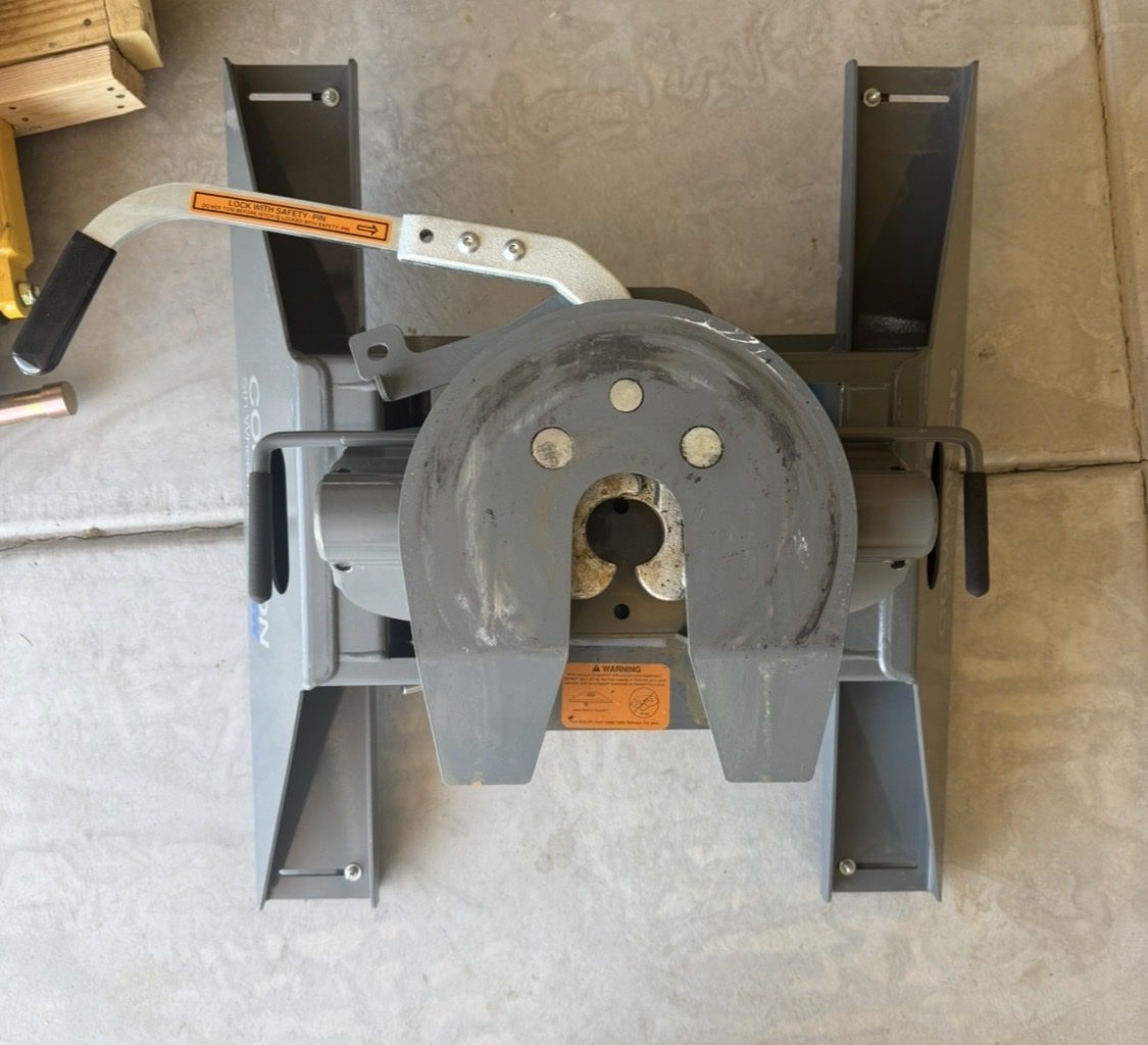 Main image 3