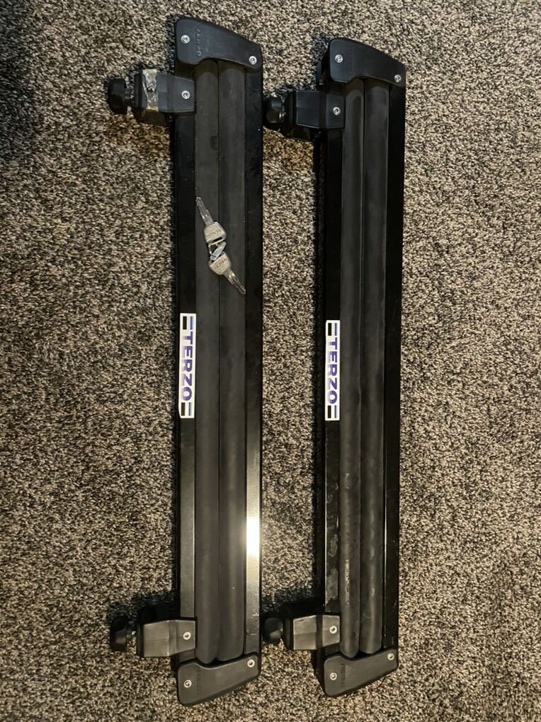 Vintage Terzo Ski/Snowboard Roof Carriers Pair