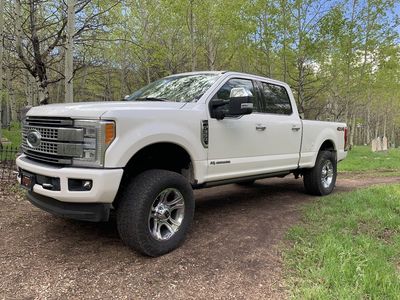 35x12.50R20 Les Schwab Open Range A/T on XD801 Crank 20x9 8x170 – 2017 F-350 takeoffs + TPMS + lugs
