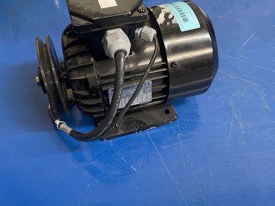 .25HP 230V 3-Phase Electric Motor Baseplate Cracked