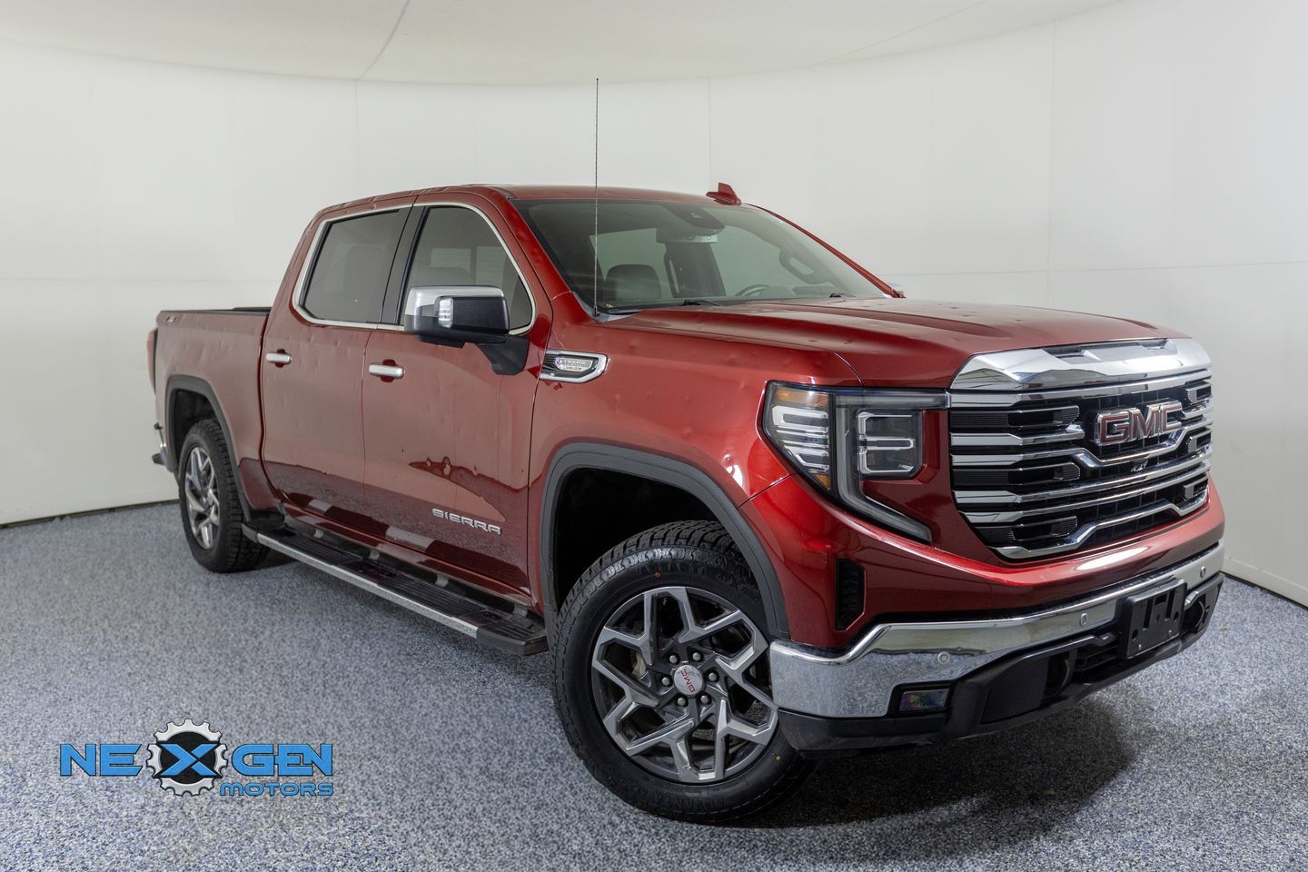 2023 GMC 1500 SLT