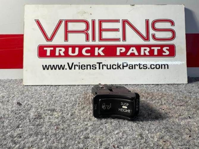 GTD 3244-3 VALVE, SUSP HEIGHT