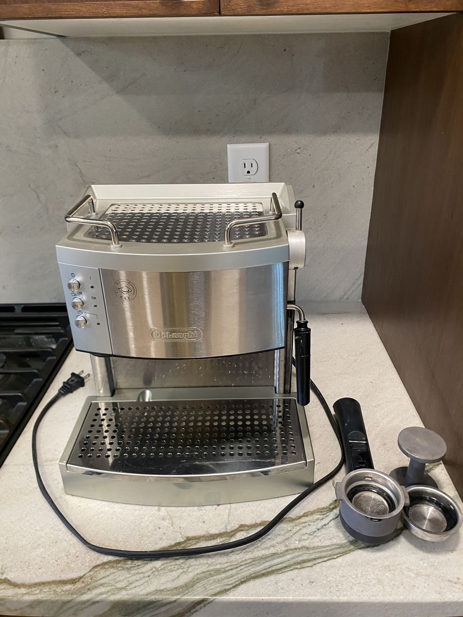 Delonghi Espresso Machine and milk frother