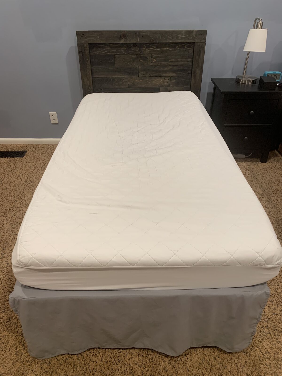 Twin bed (headboard, frame, mattress, box spring)