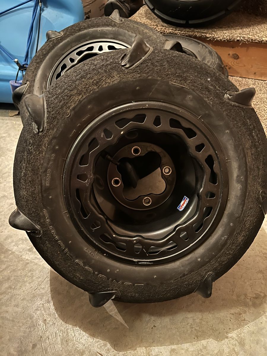 Skat Trak Extreme 7 Paddle Tires