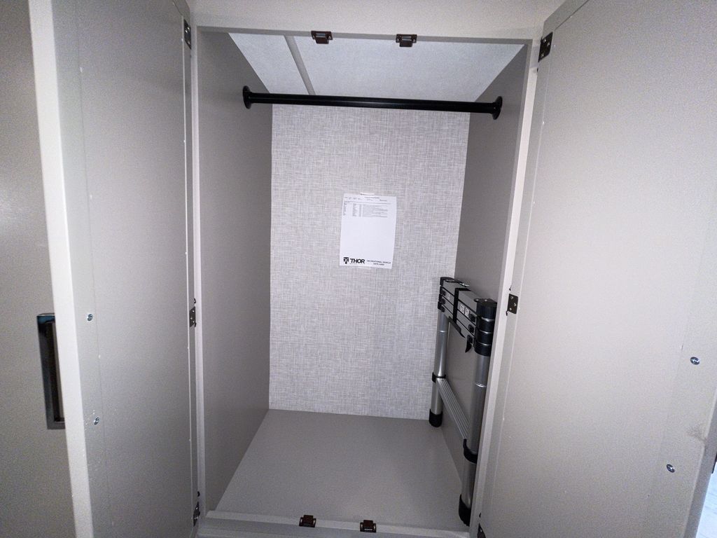 Main image 38